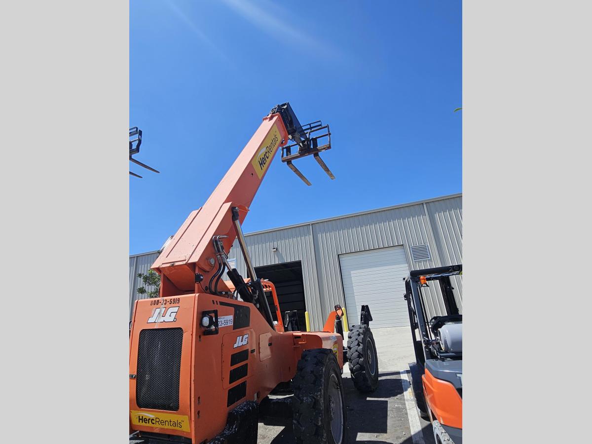 2018 SkyTrak 10054