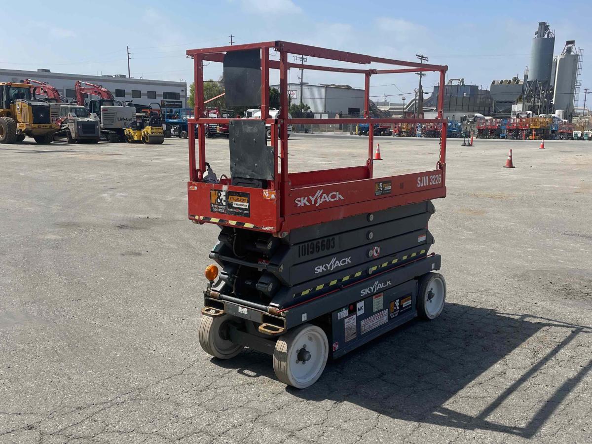 2016 Skyjack SJ3226