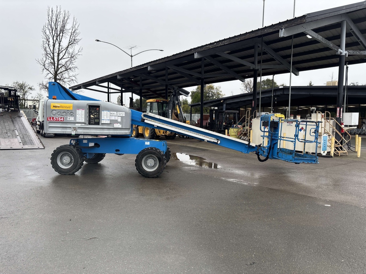 2018 Genie S-40