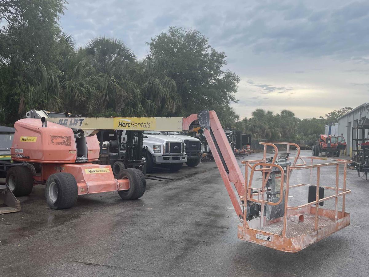 2018 JLG 460SJ