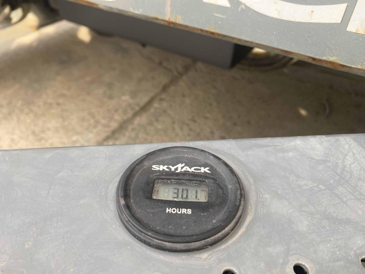 2017 Skyjack SJ4740-5