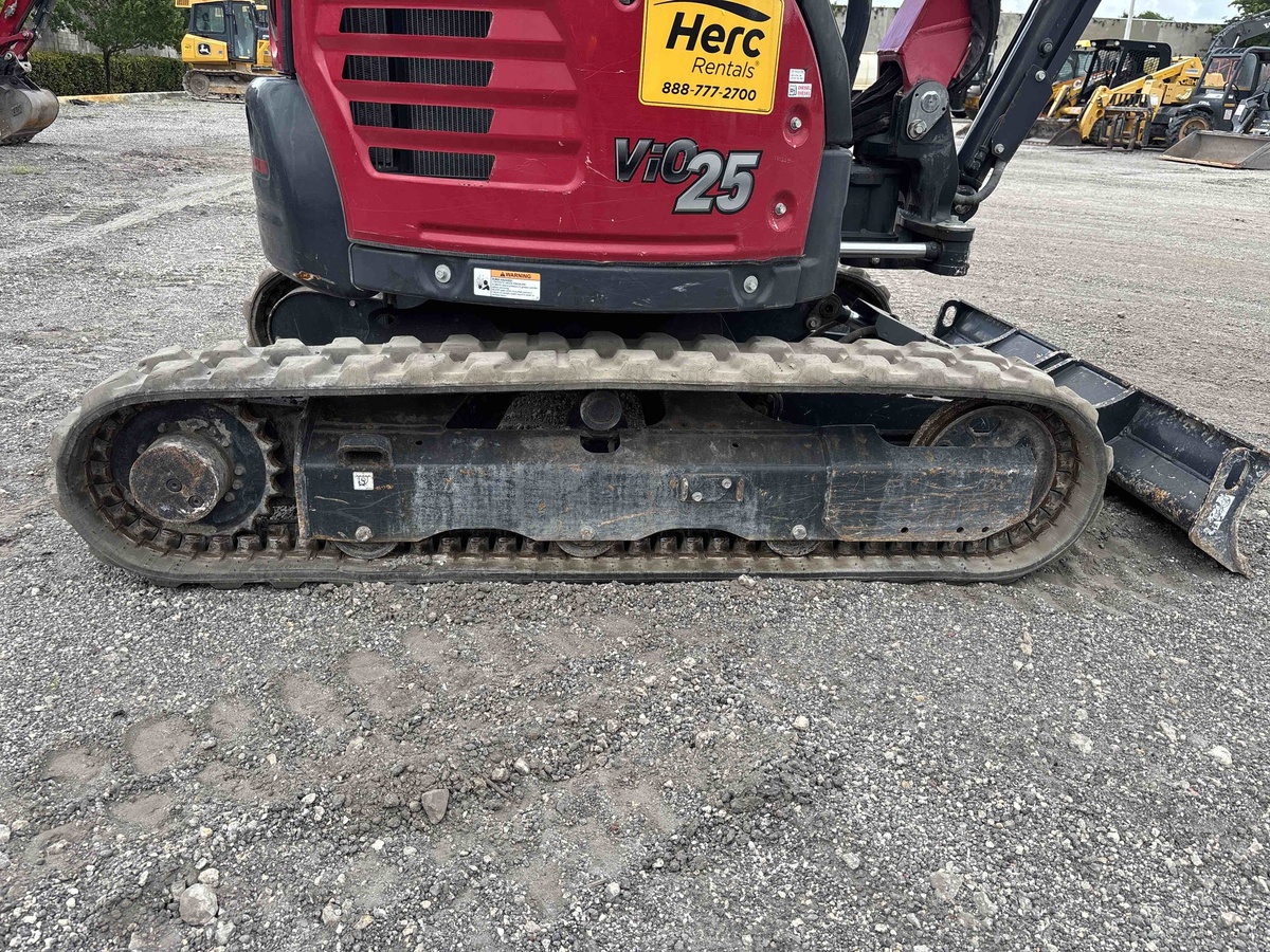 2022 Yanmar ViO25-8