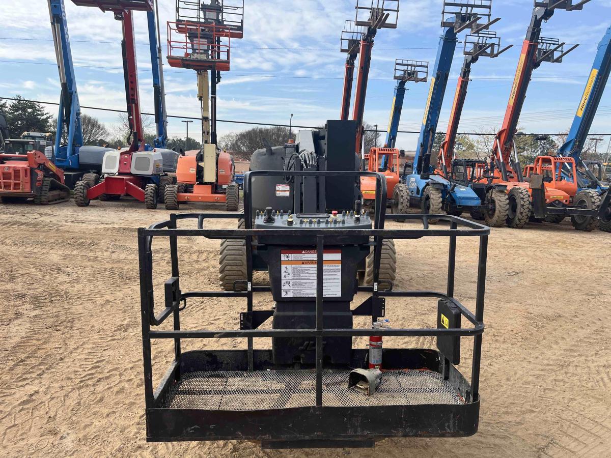 2014 JLG 450AJ-4