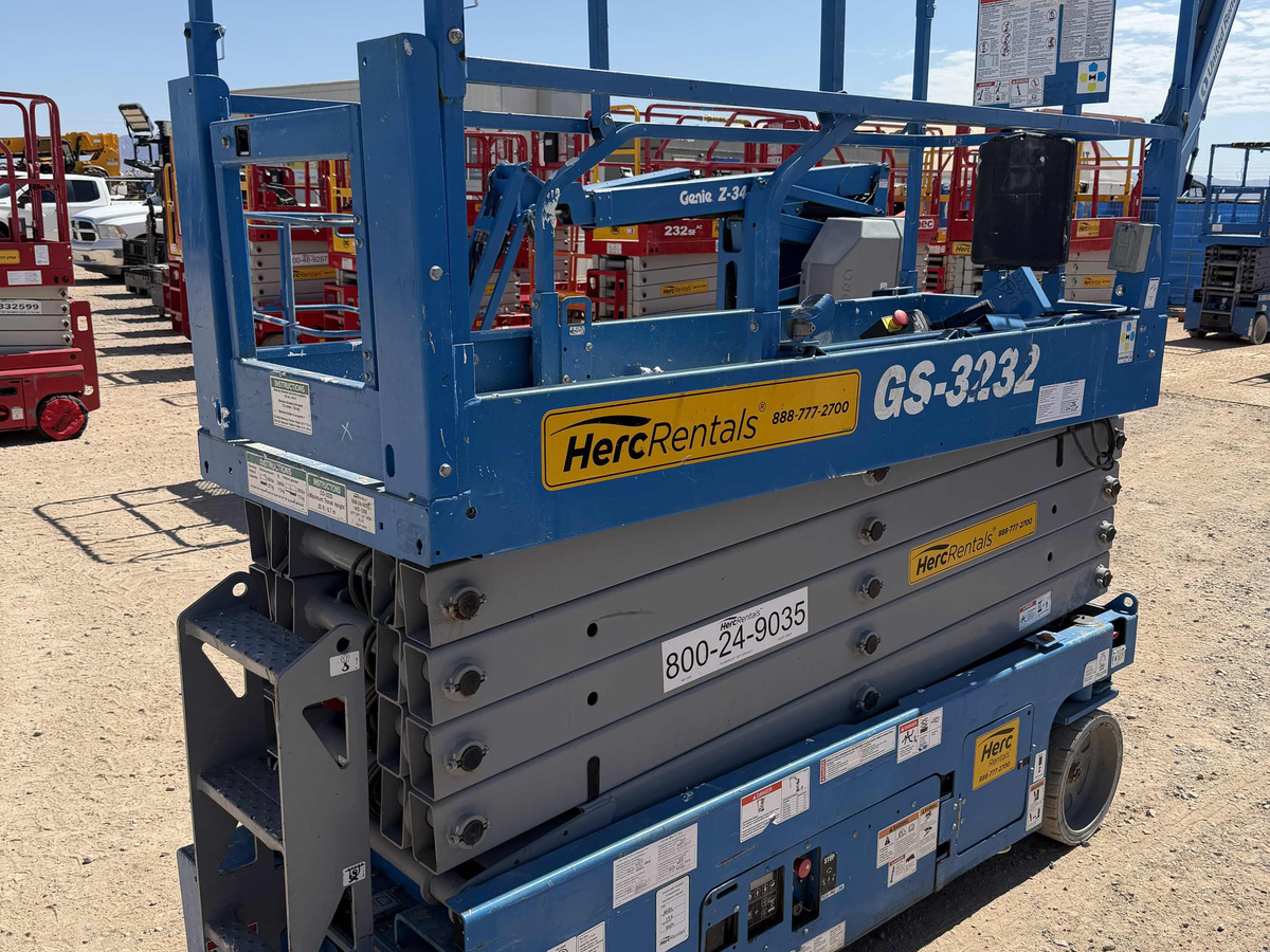2019 Genie GS-3232-4