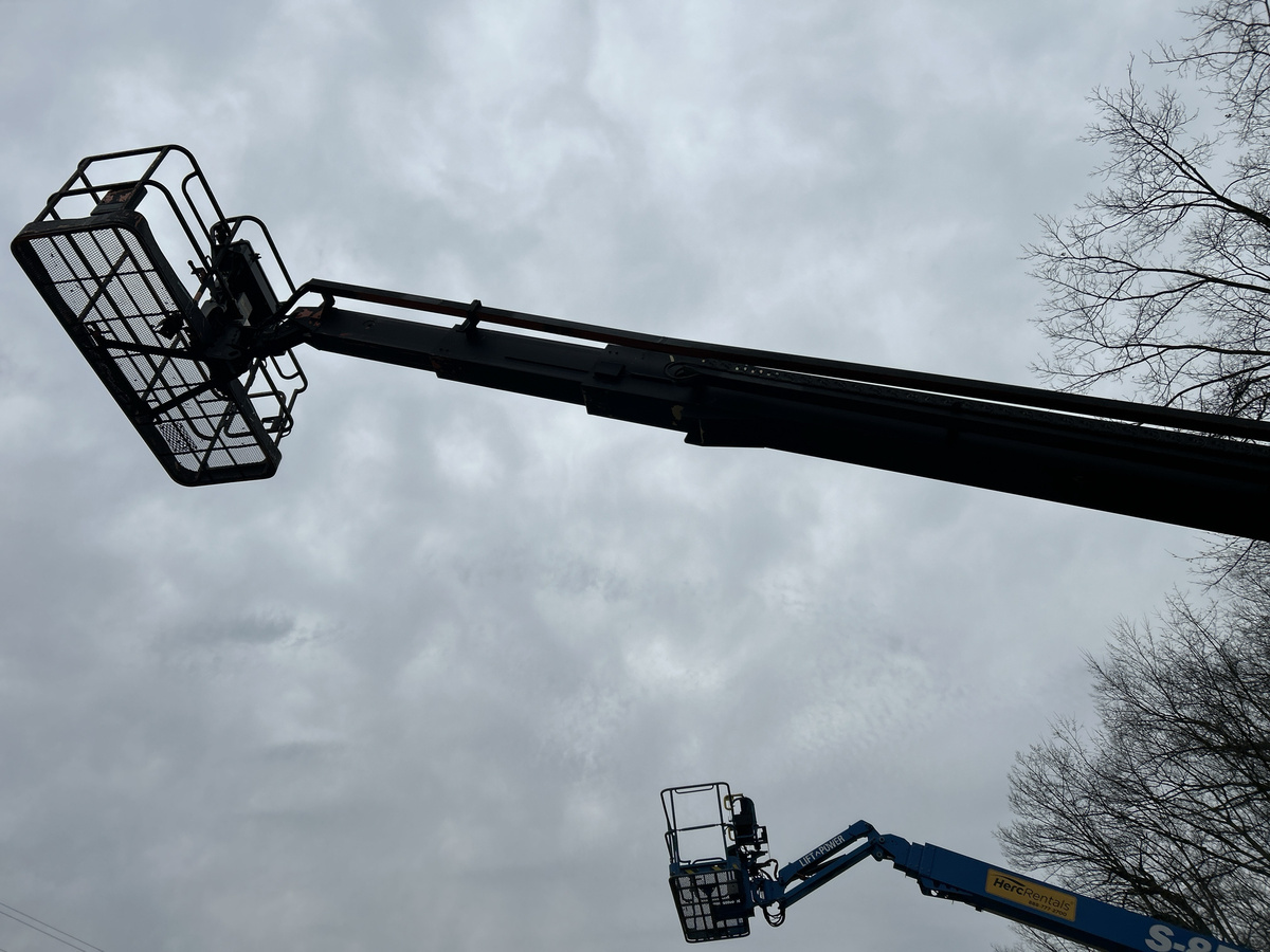 2018 JLG 800S-3