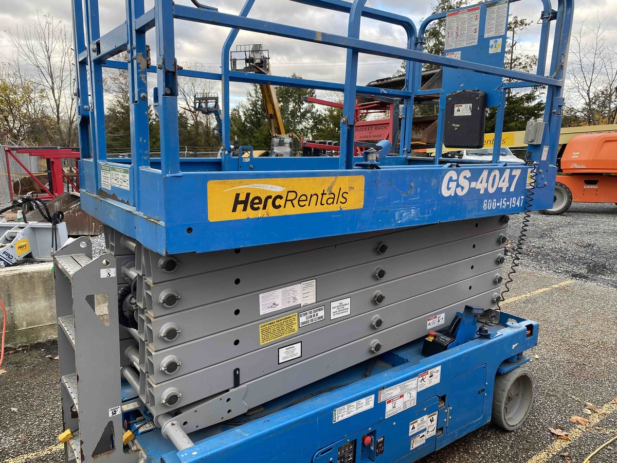 2017 Genie GS-4047-5