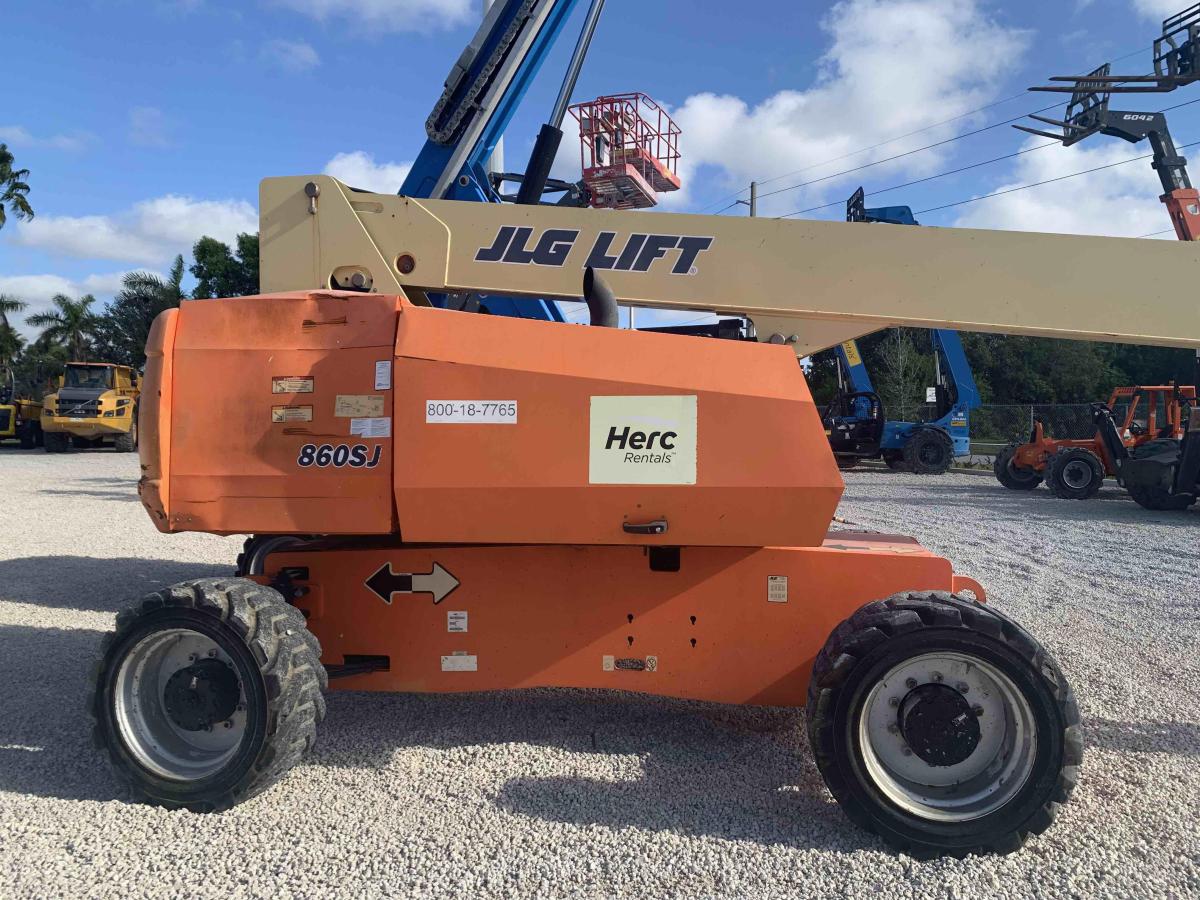 2017 JLG 860SJ