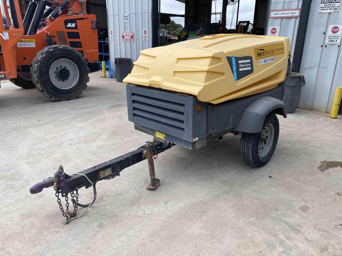 2017 Atlas Copco XAS 400