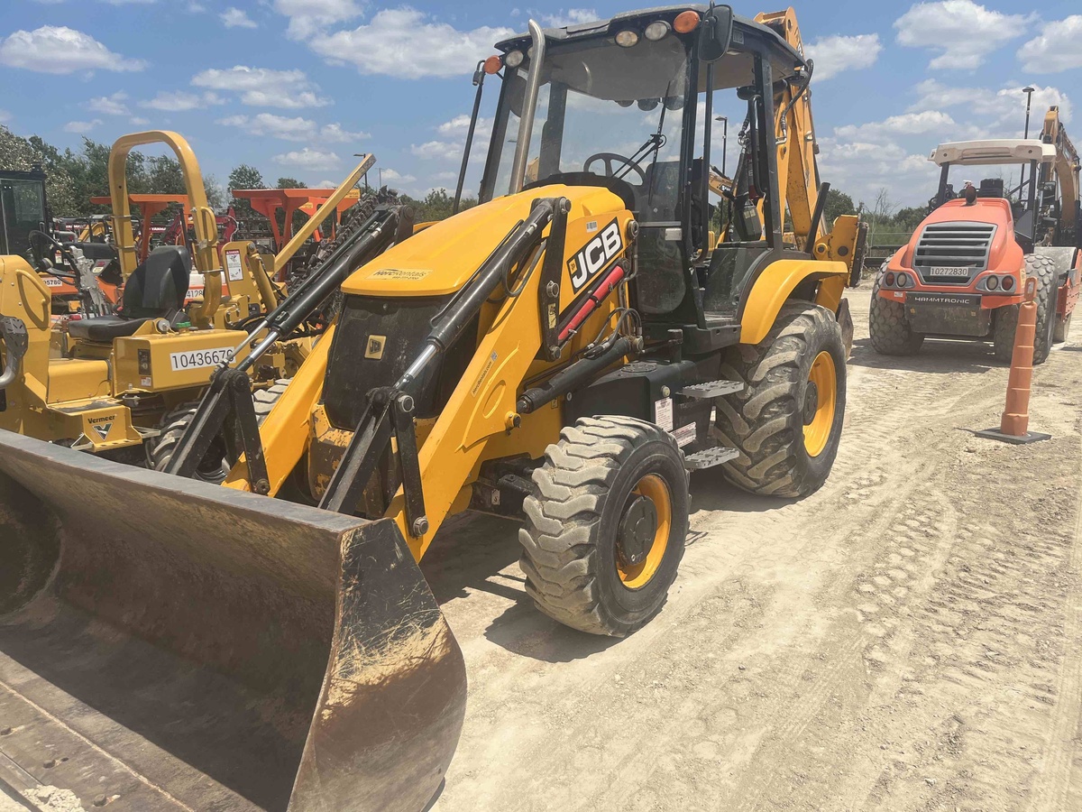 2021 JCB 3CX