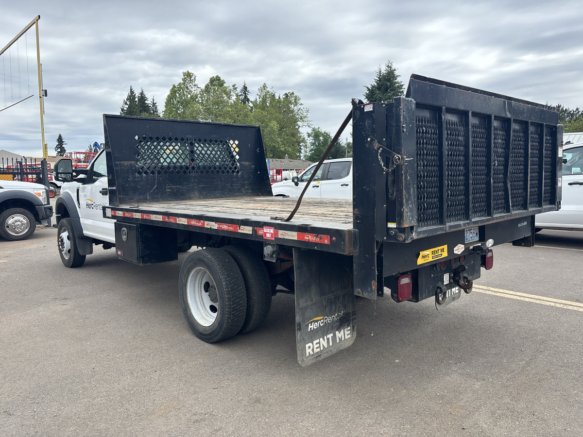 2020 Ford F550-7