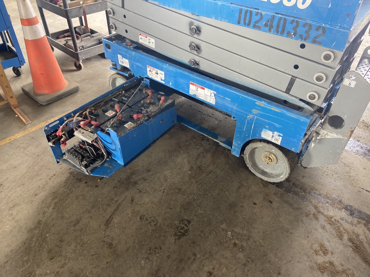 2018 Genie GS-1930-8