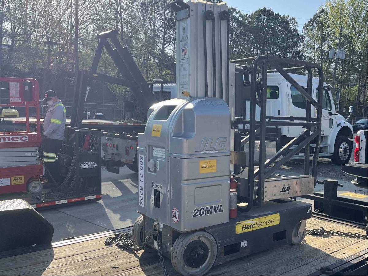 2018 JLG 20MVL