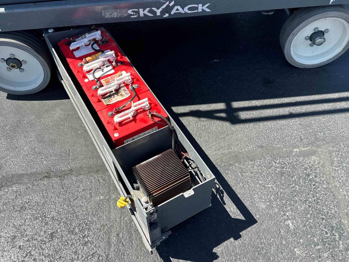 2016 Skyjack SJ3226