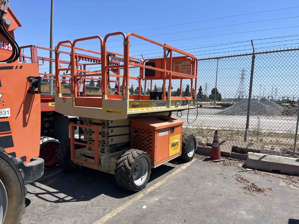 2018 JLG 260MRT