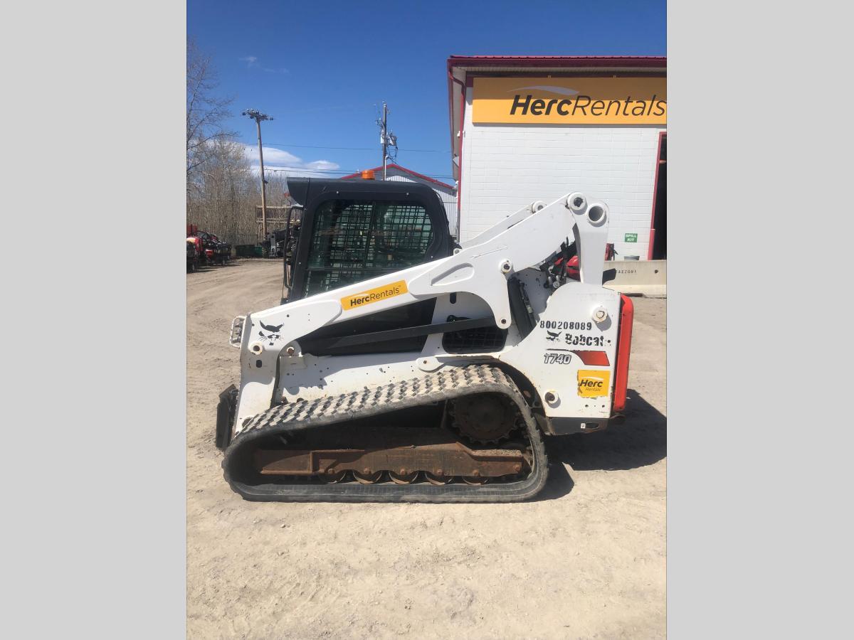 2018 Bobcat T740