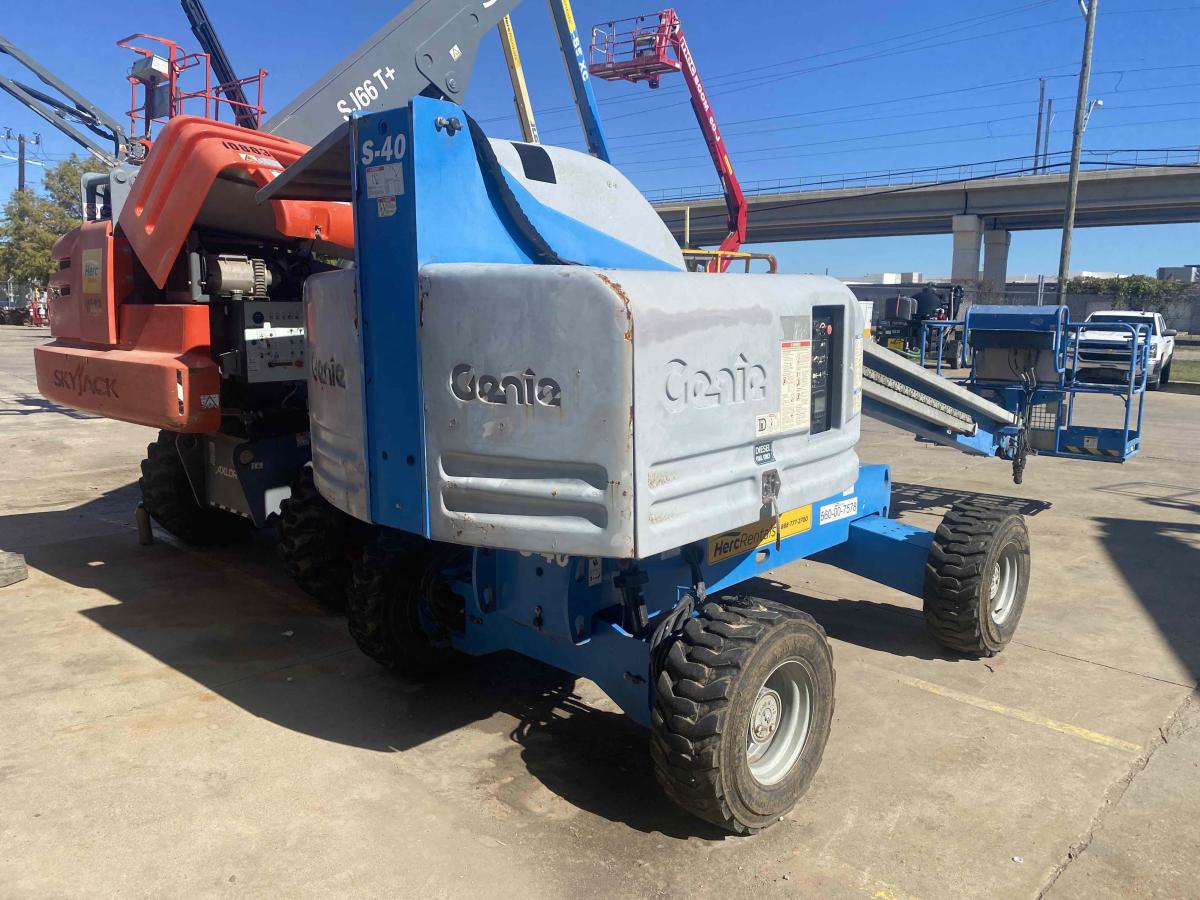 2016 Genie S-40