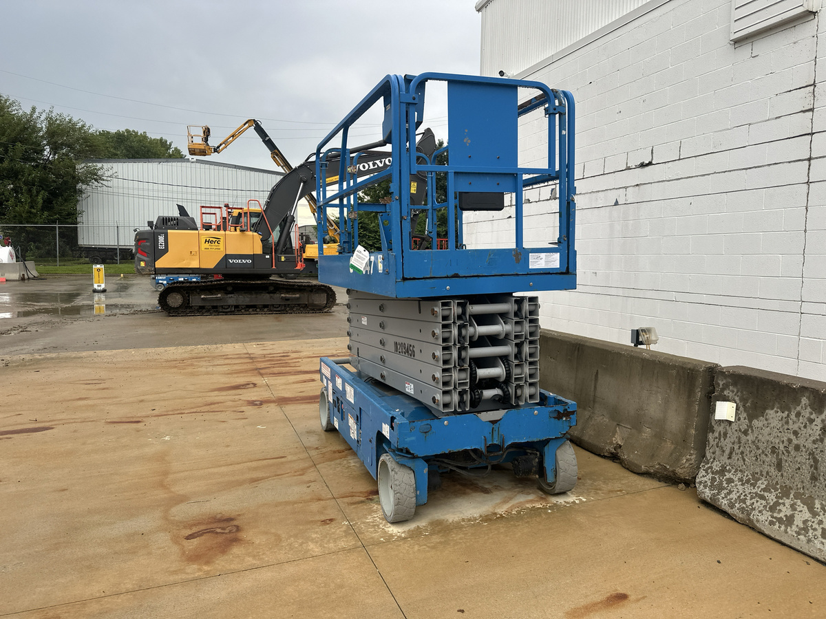 2017 Genie GS-4047-3