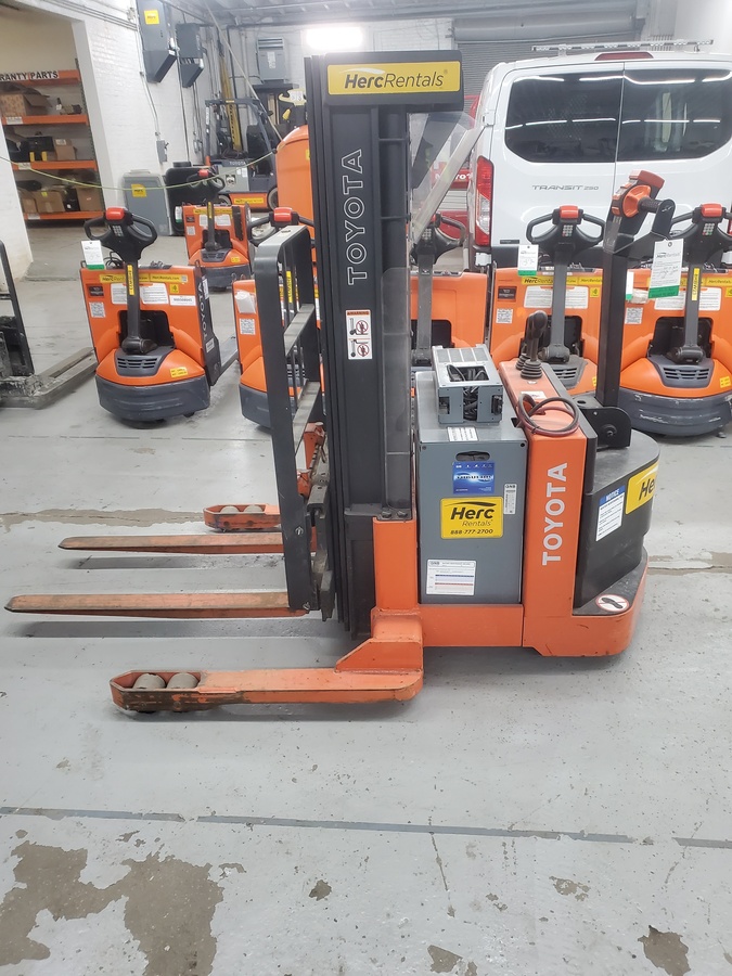 2021 Toyota 6BWS20-6