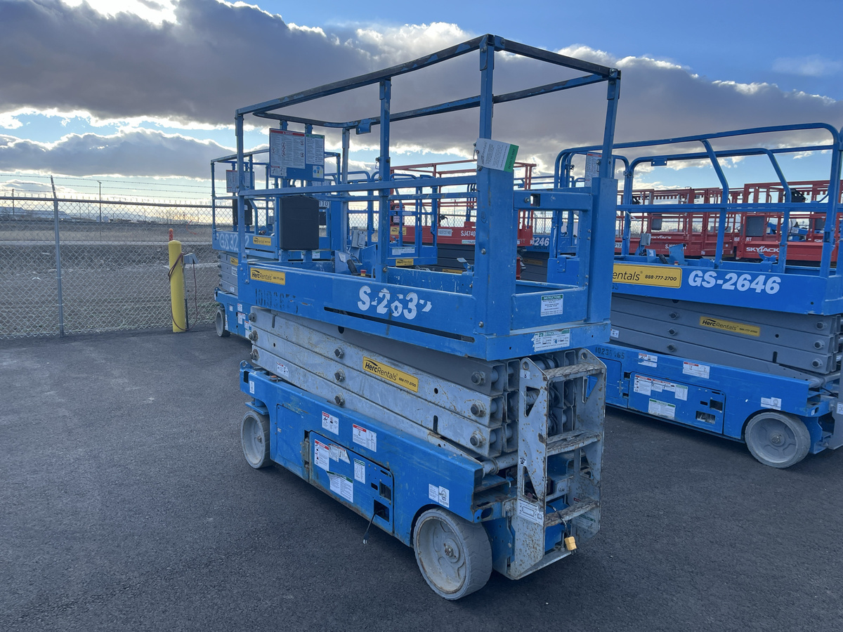 2016 Genie GS-2632