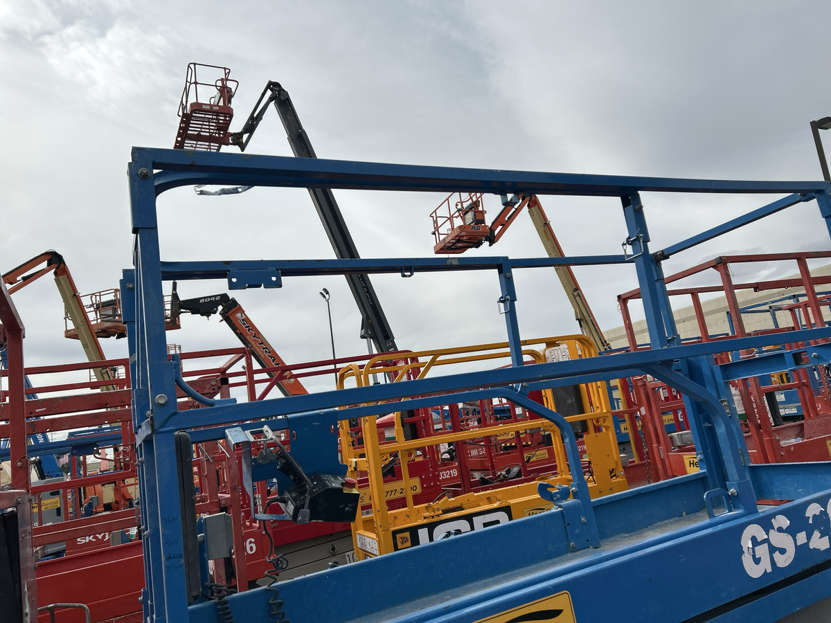 2017 Genie GS-2632-5