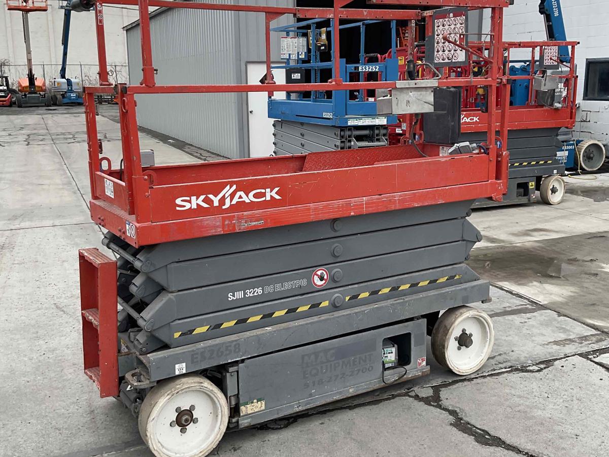 2013 Skyjack SJ-3226