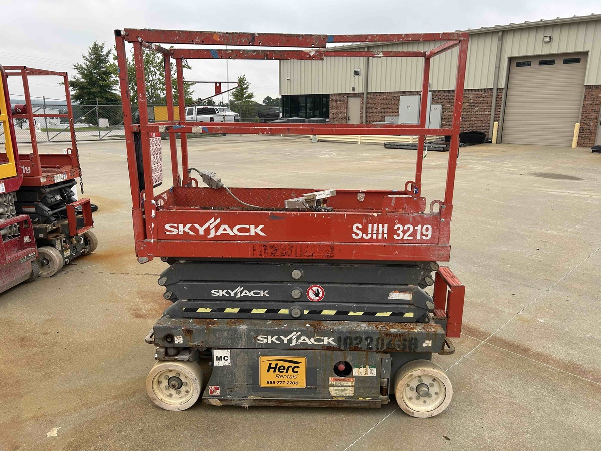 2017 Skyjack SJ3219