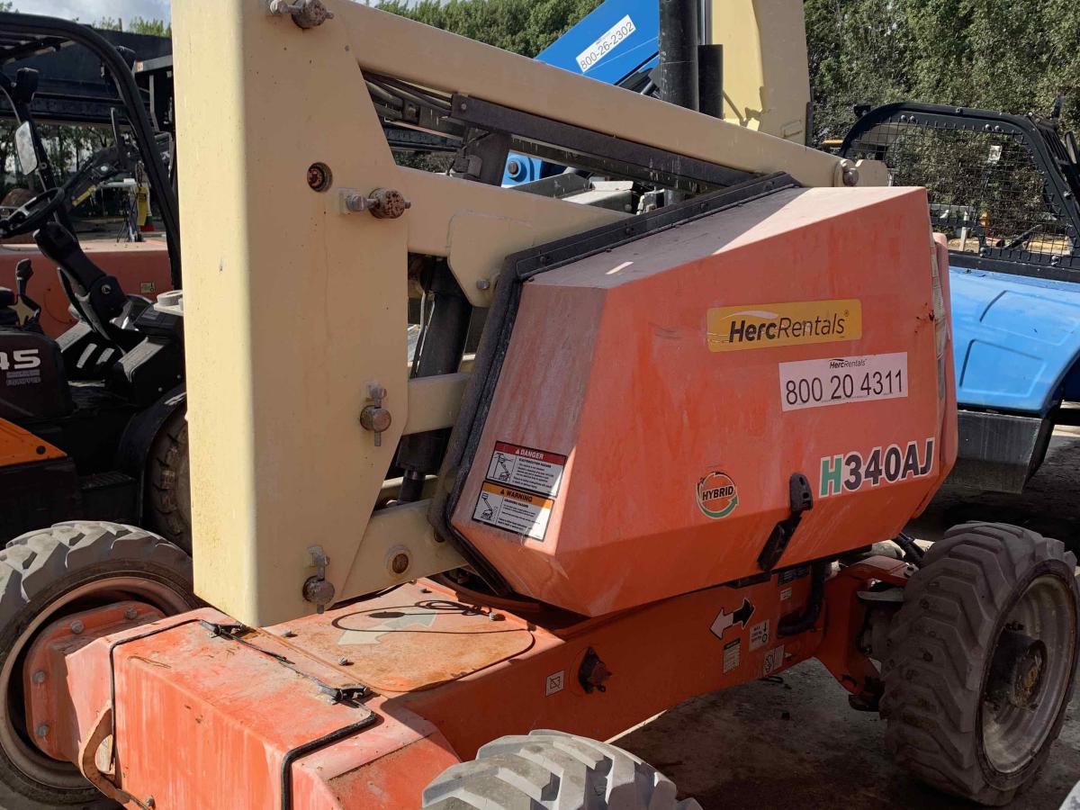 2018 JLG H340AJ