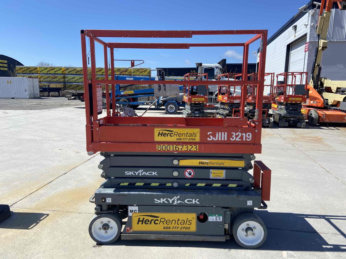 2017 Skyjack SJ3219