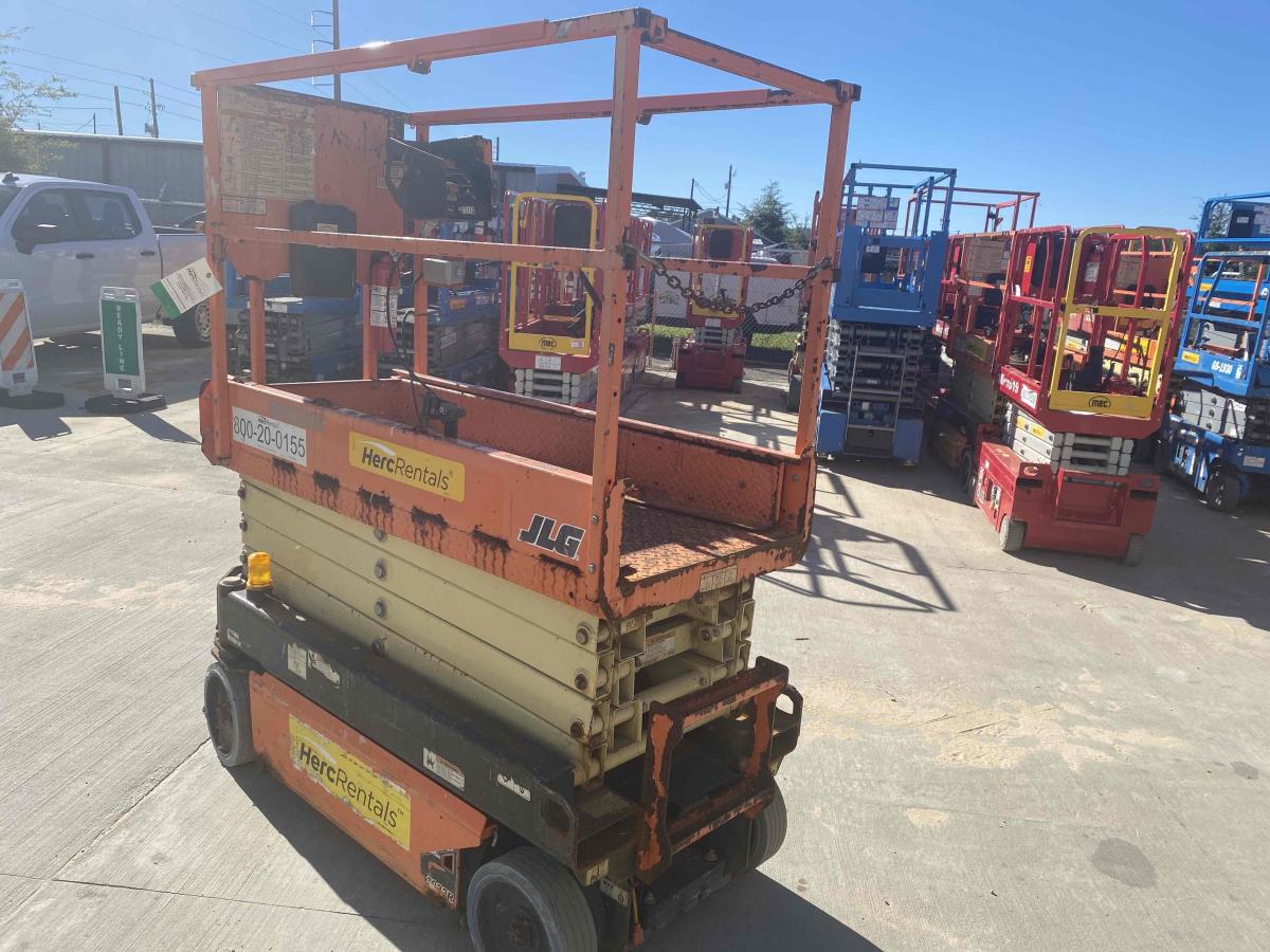 2018 JLG 1932R