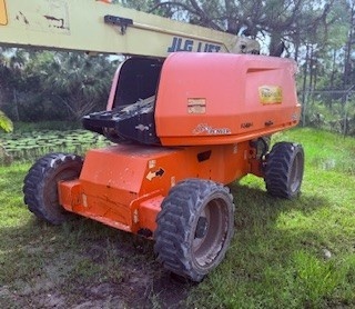 2018 JLG 660SJ
