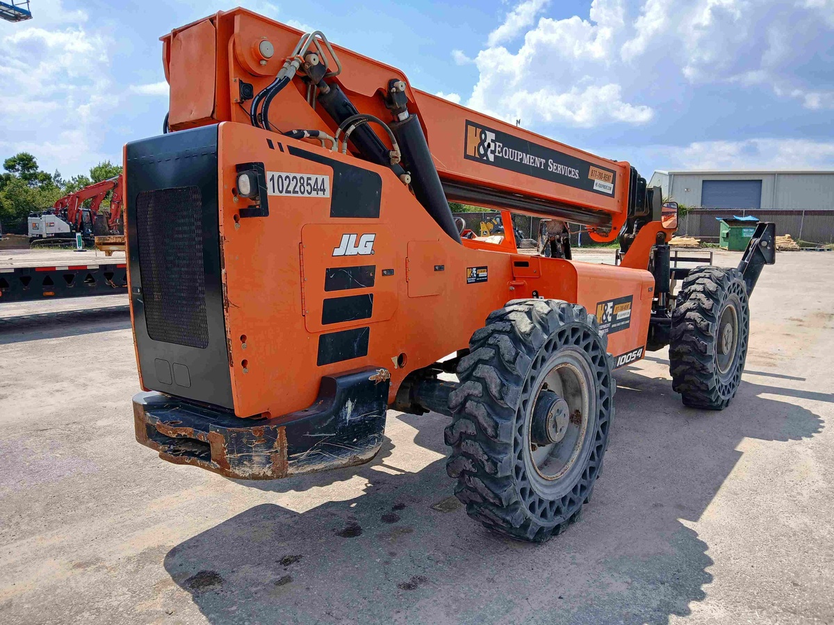 2018 SkyTrak 10054-5