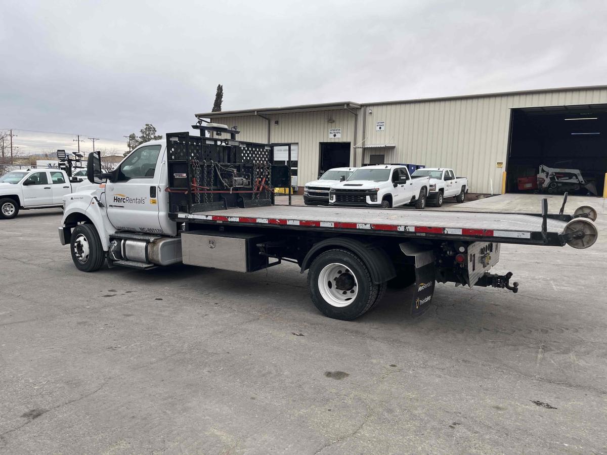 2016 Ford F650