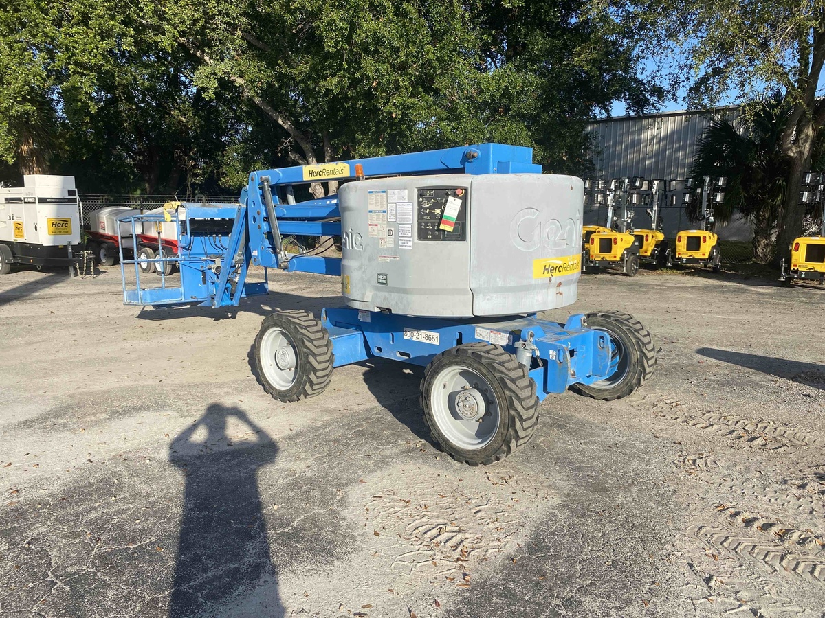 2018 Genie Z-45/25J RT-4