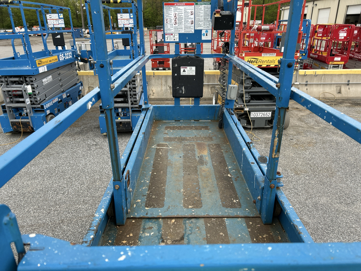 2017 Genie GS-2632-10