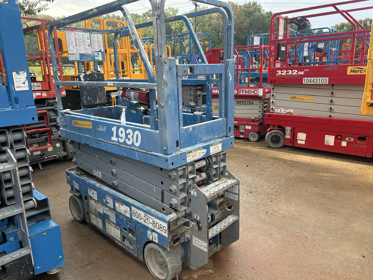 2019 Genie GS-1930
