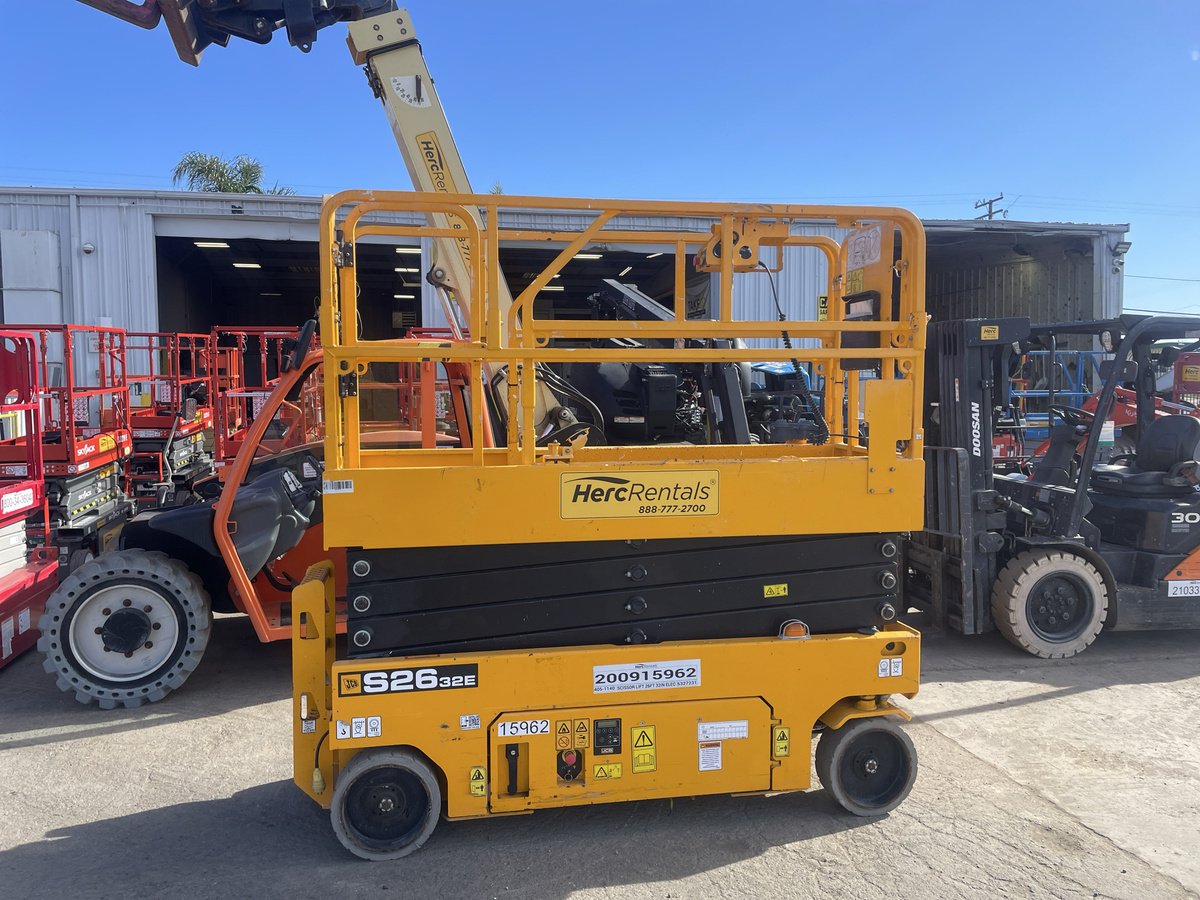 2023 JCB S2632E