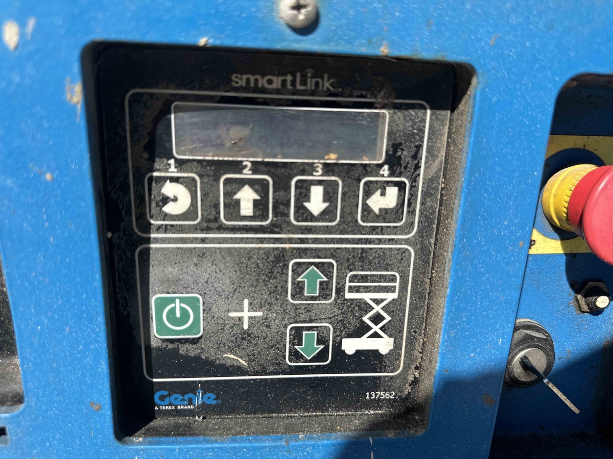 2016 Genie GS-3232-5