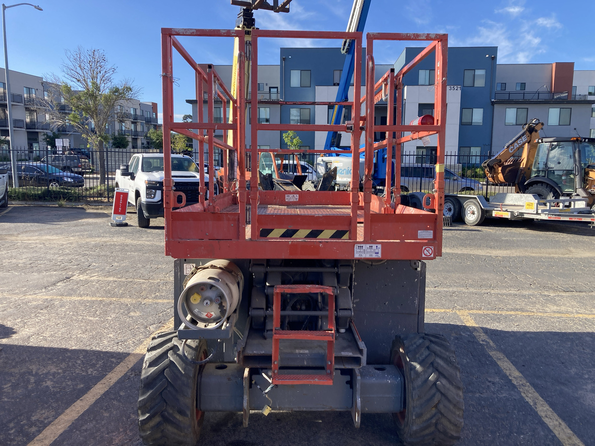 2018 Skyjack SJ-6826RT-2