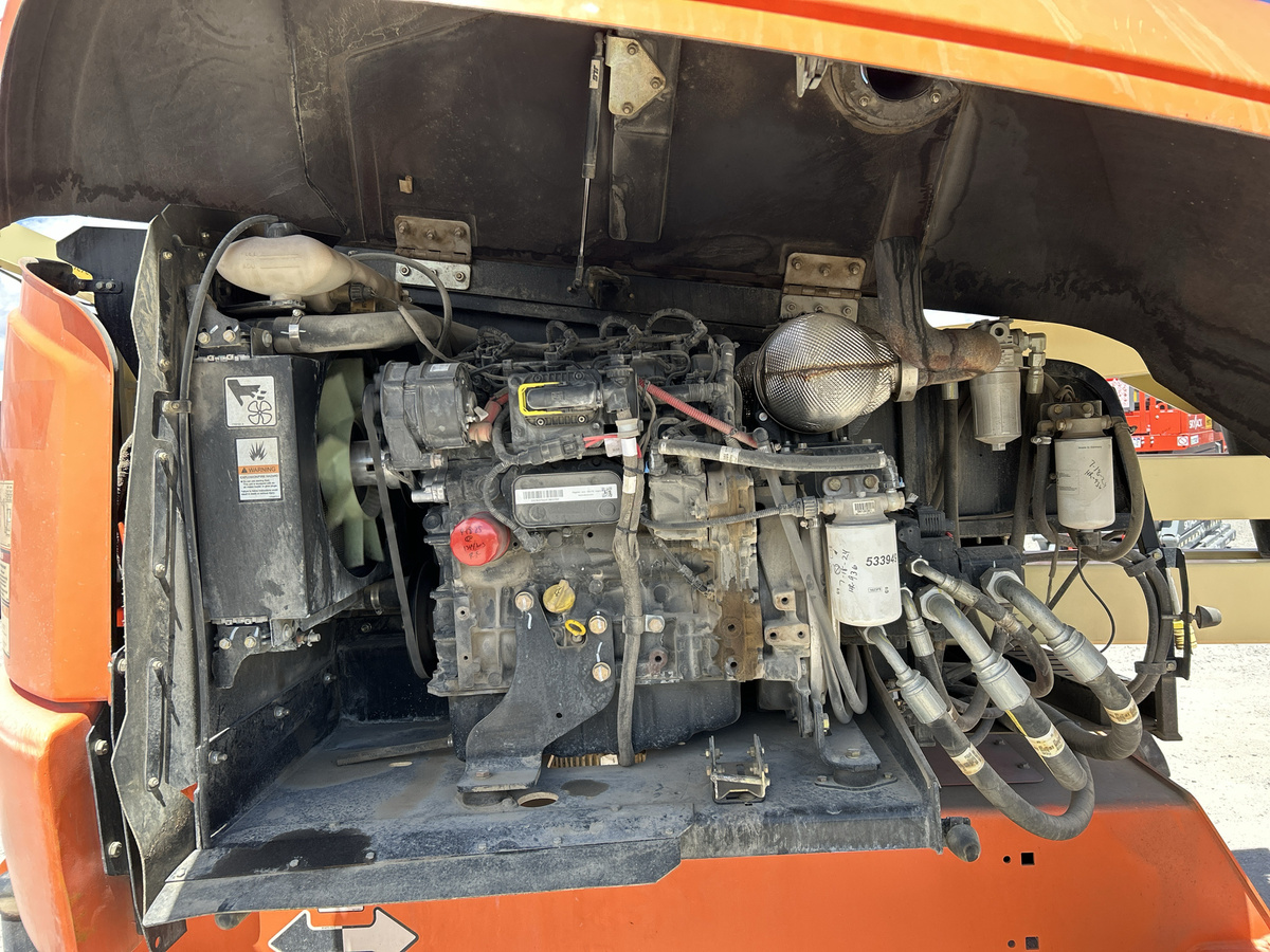 2018 JLG 450AJ-8