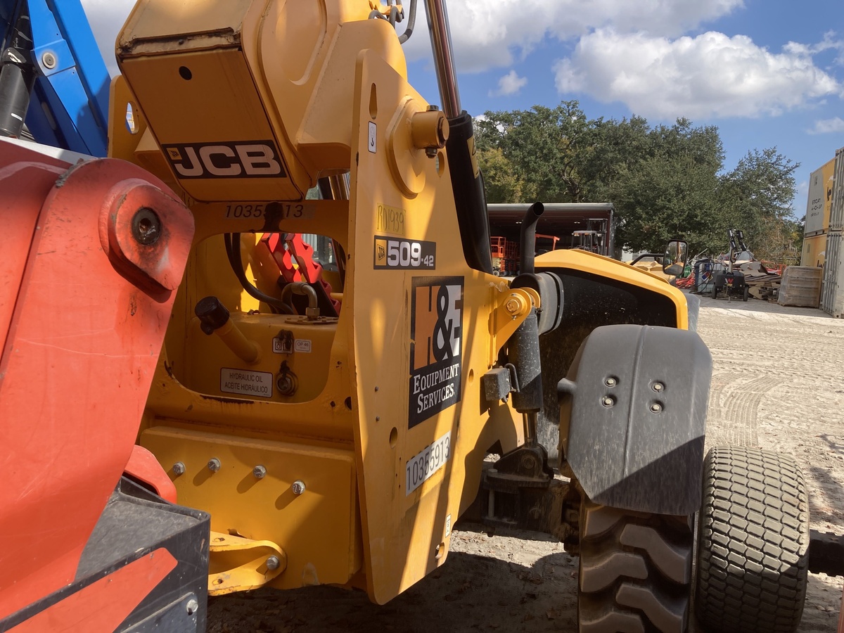 2022 JCB 509-42-6
