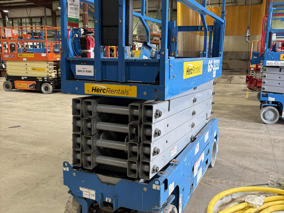 2018 Genie GS-3232-5