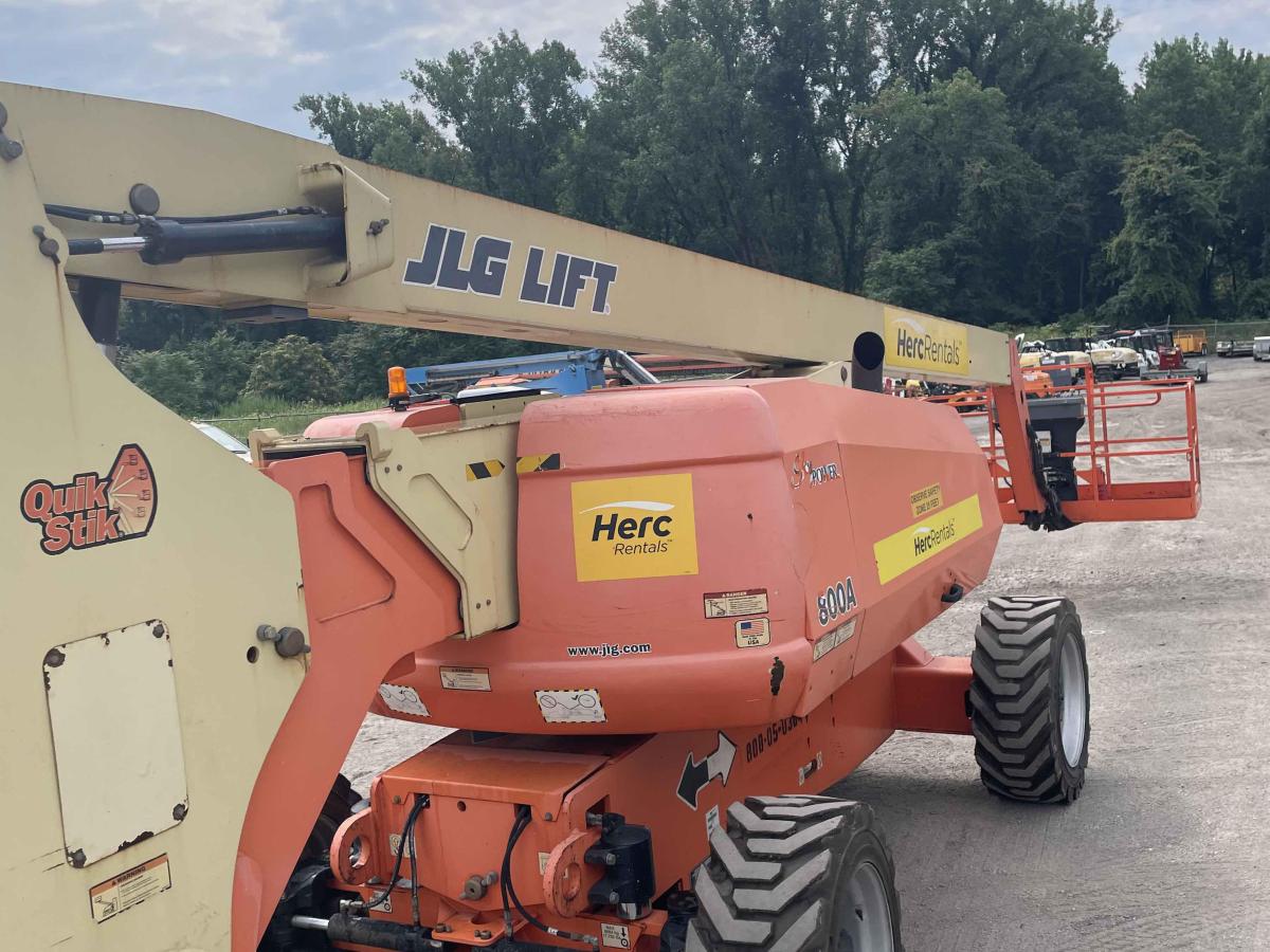 2015 JLG 800A