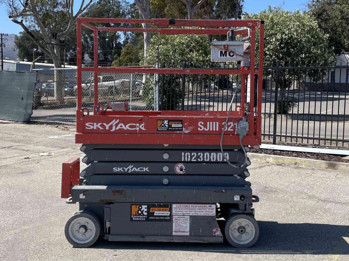 2017 Skyjack SJ3219