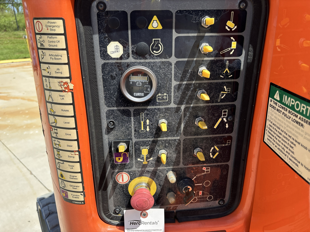 2015 JLG E400AJPN-6