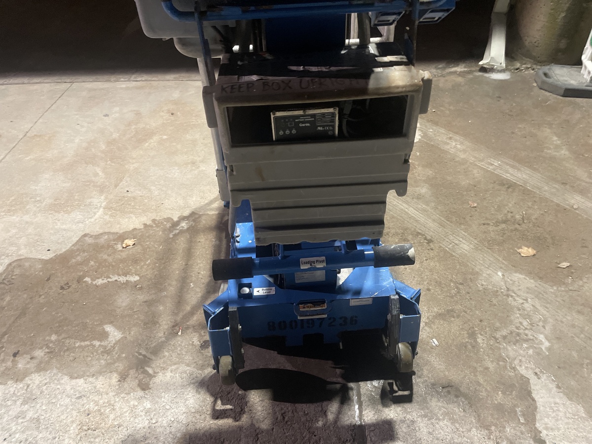 2018 Genie AWP-30S-5