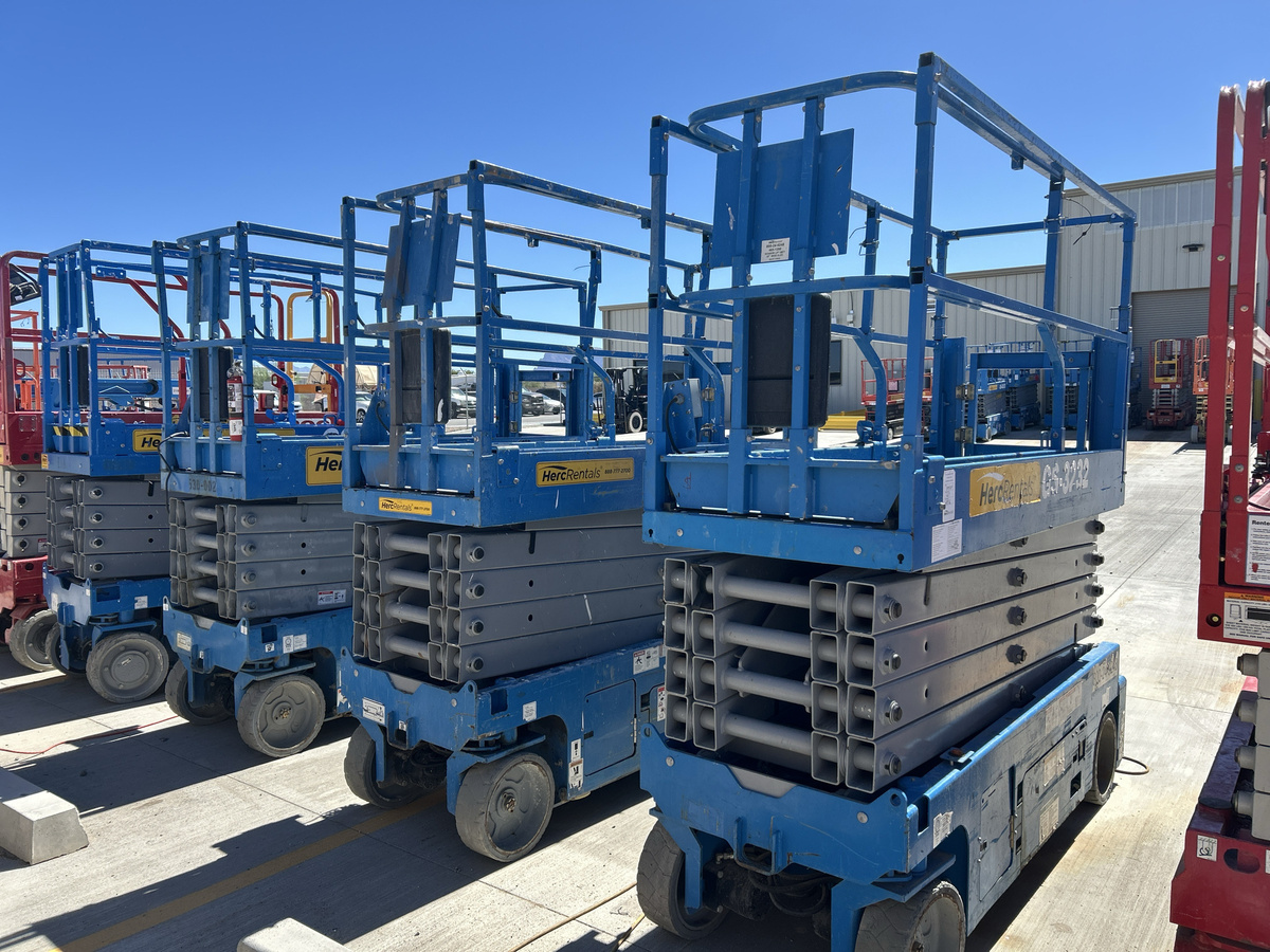 2019 Genie GS-3232-4