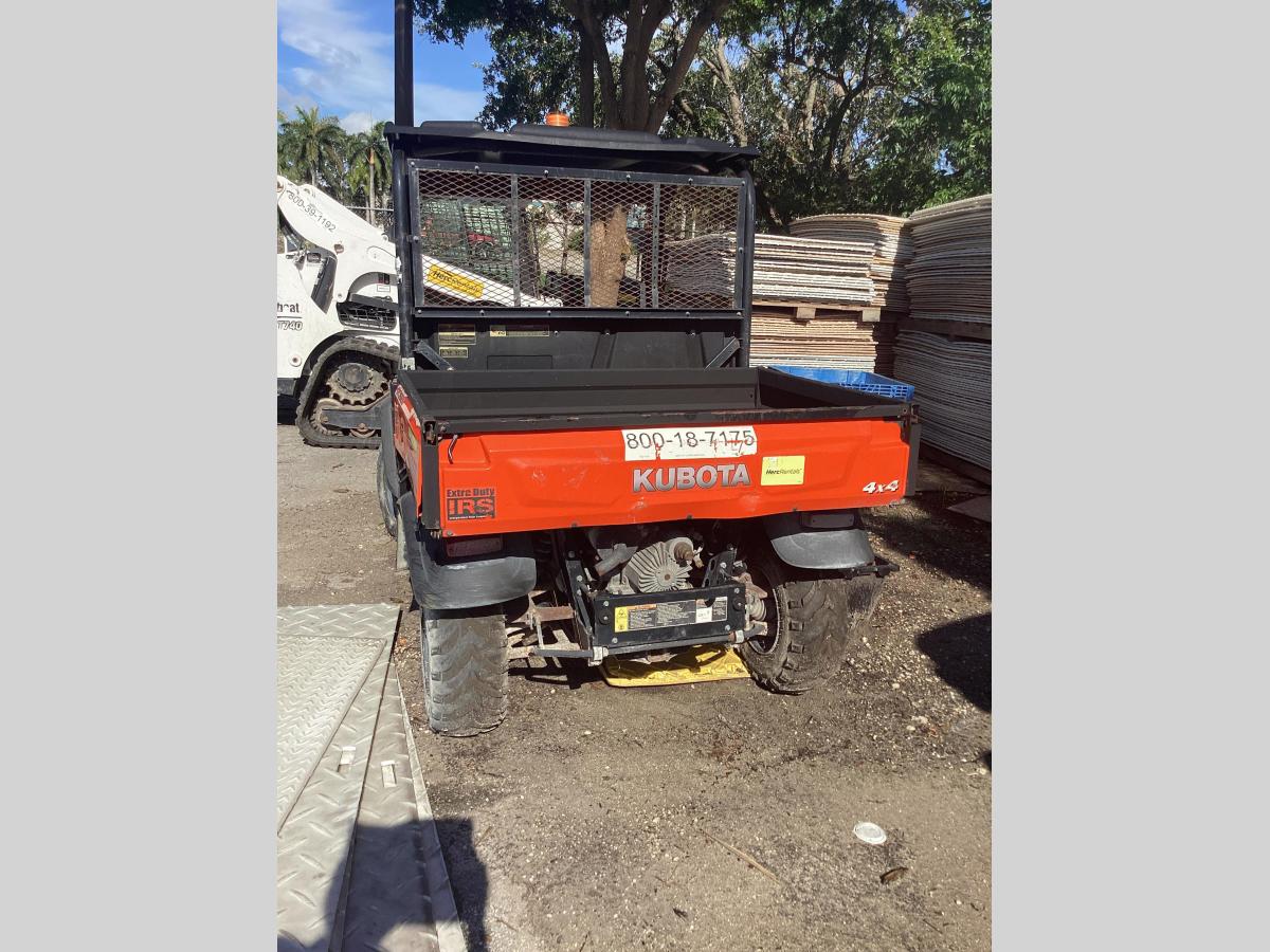 2017 Kubota RTVX900