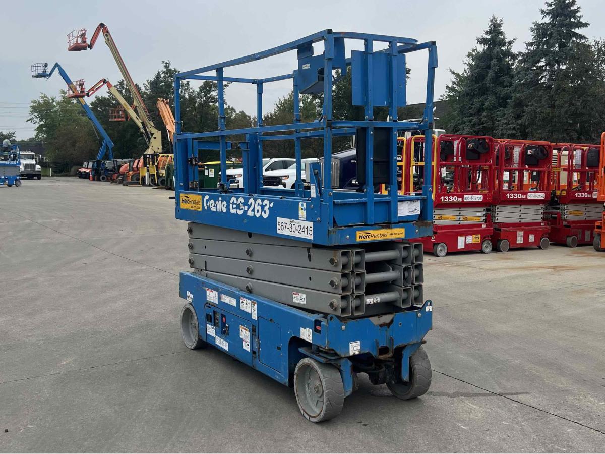 2017 Genie GS-2632