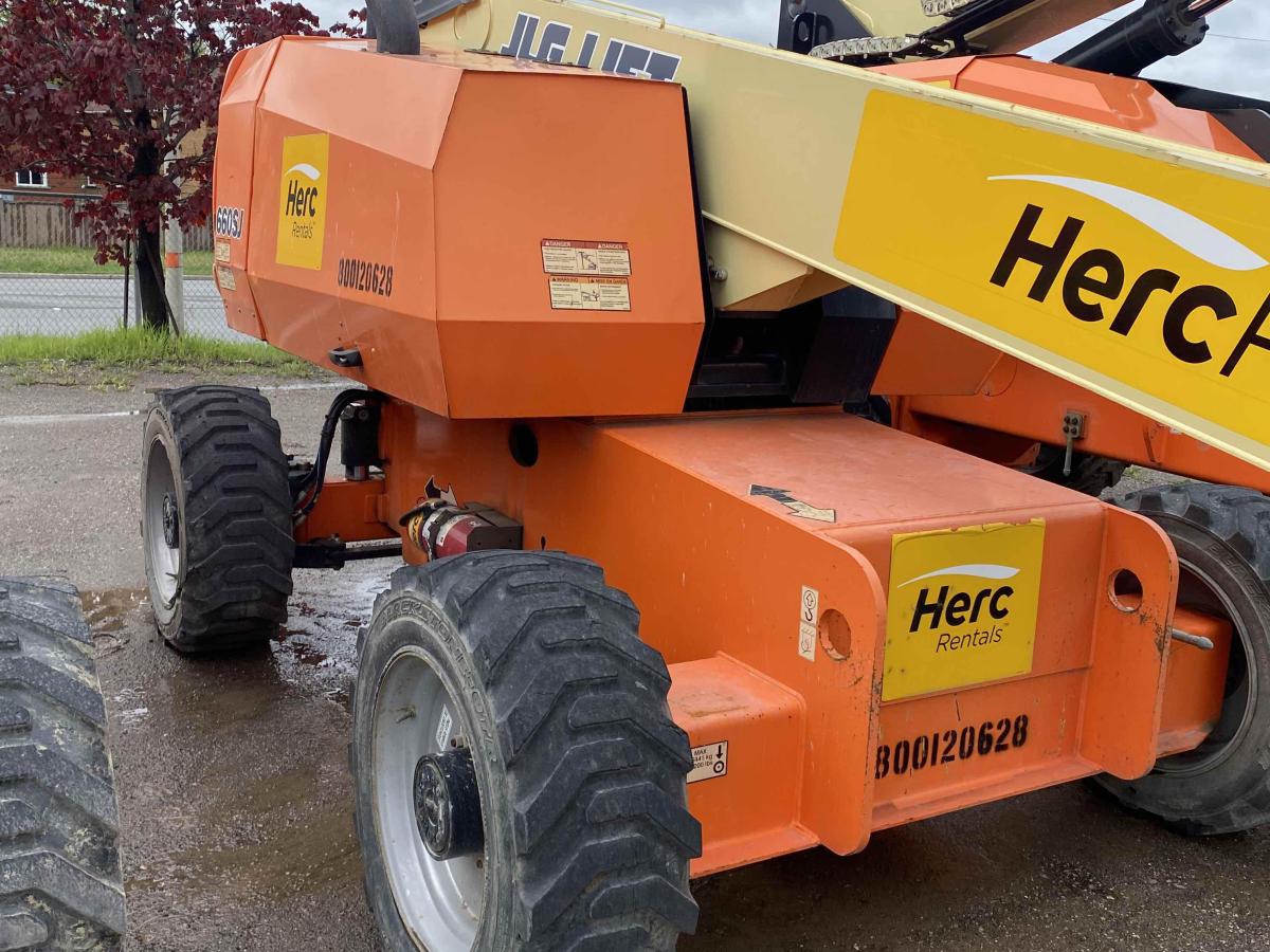 2016 JLG 660SJ-2