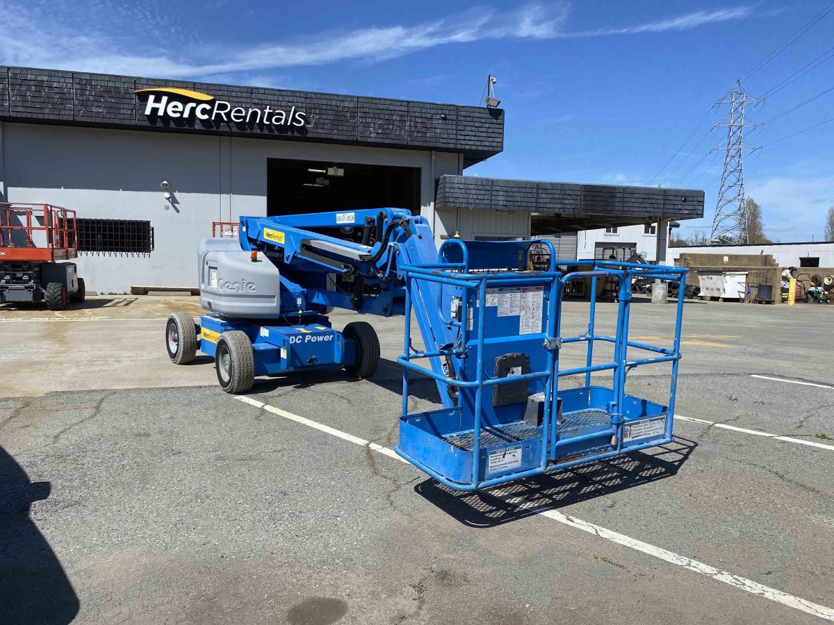 2014 Genie Z-45/25J